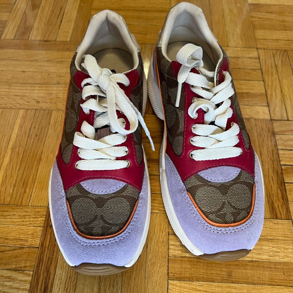 Authentic Coach C152 Sig Tech Runner NWOT